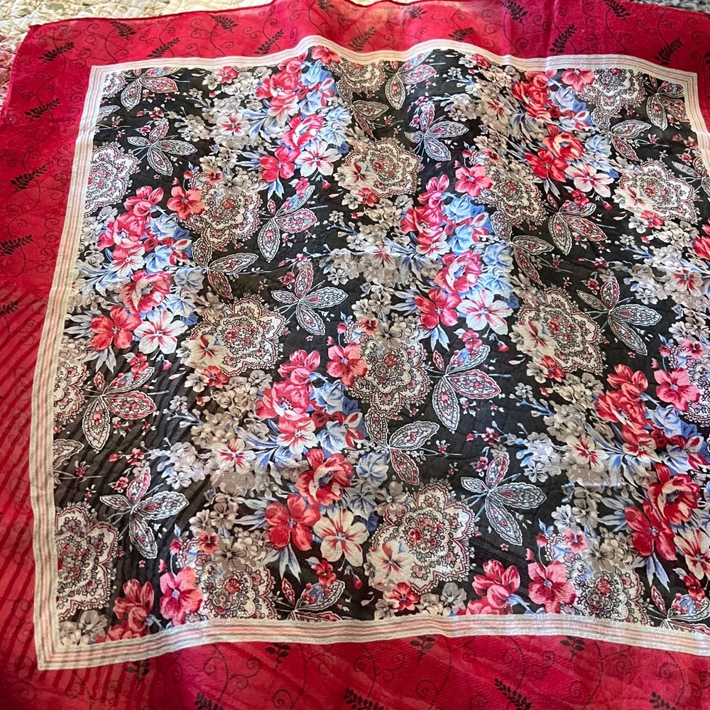 Vintage Cacharel for Glentex Silk Sheer Scarf square 20” - Picture 3 of 3
